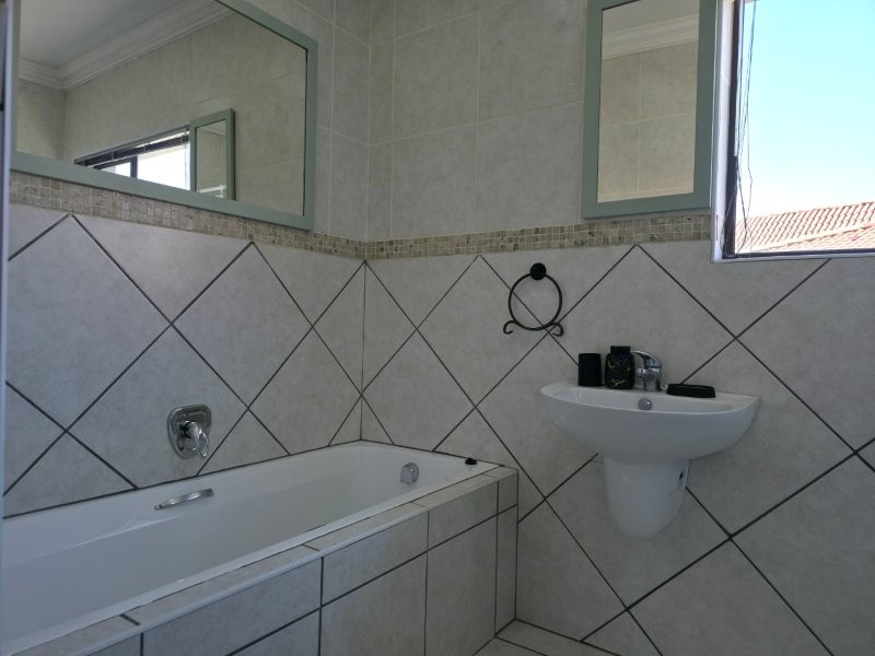 3 Bedroom Property for Sale in Jeffreys Bay Central Eastern Cape